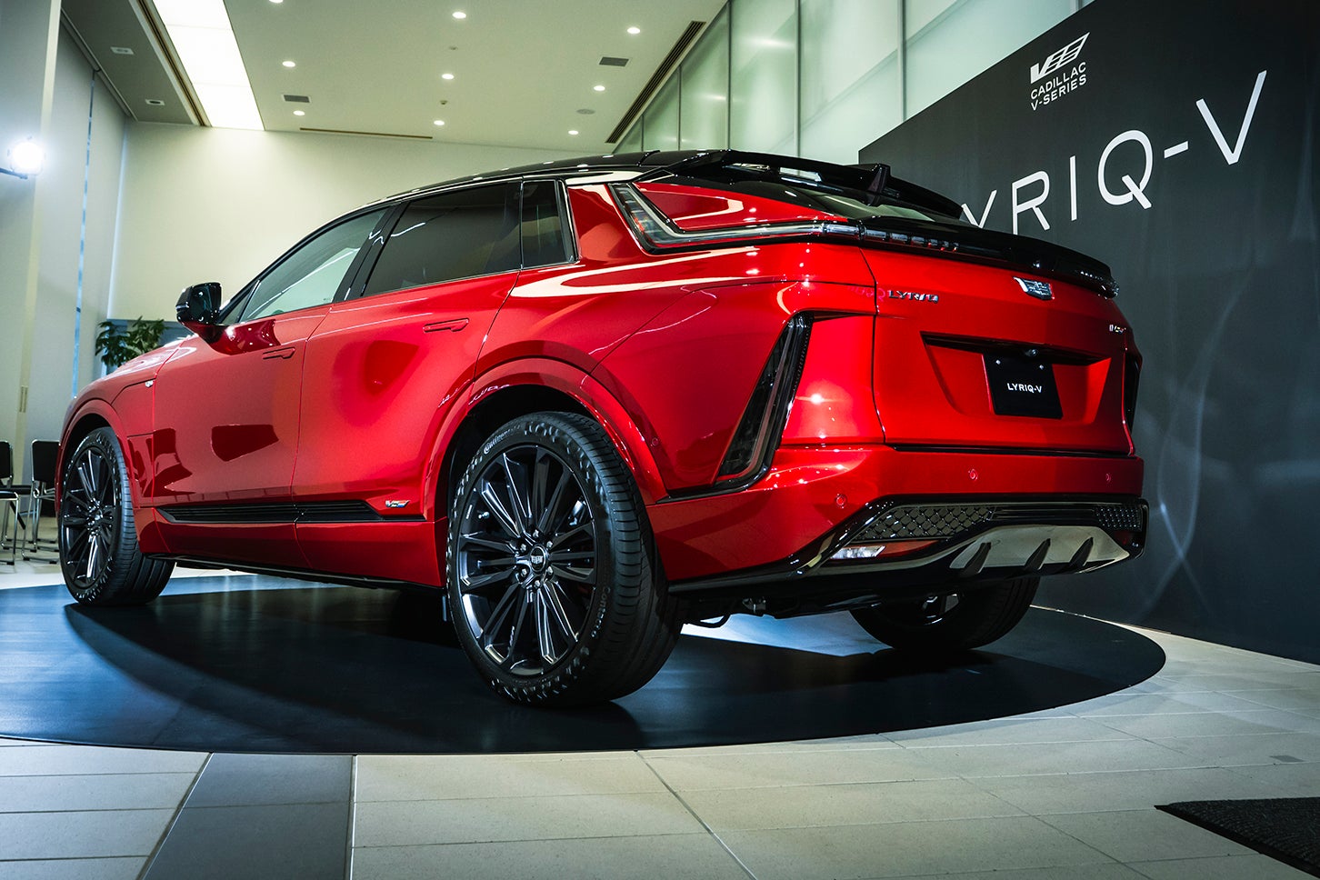 キャデラック・リリックV｜Cadillac Lyriq V
