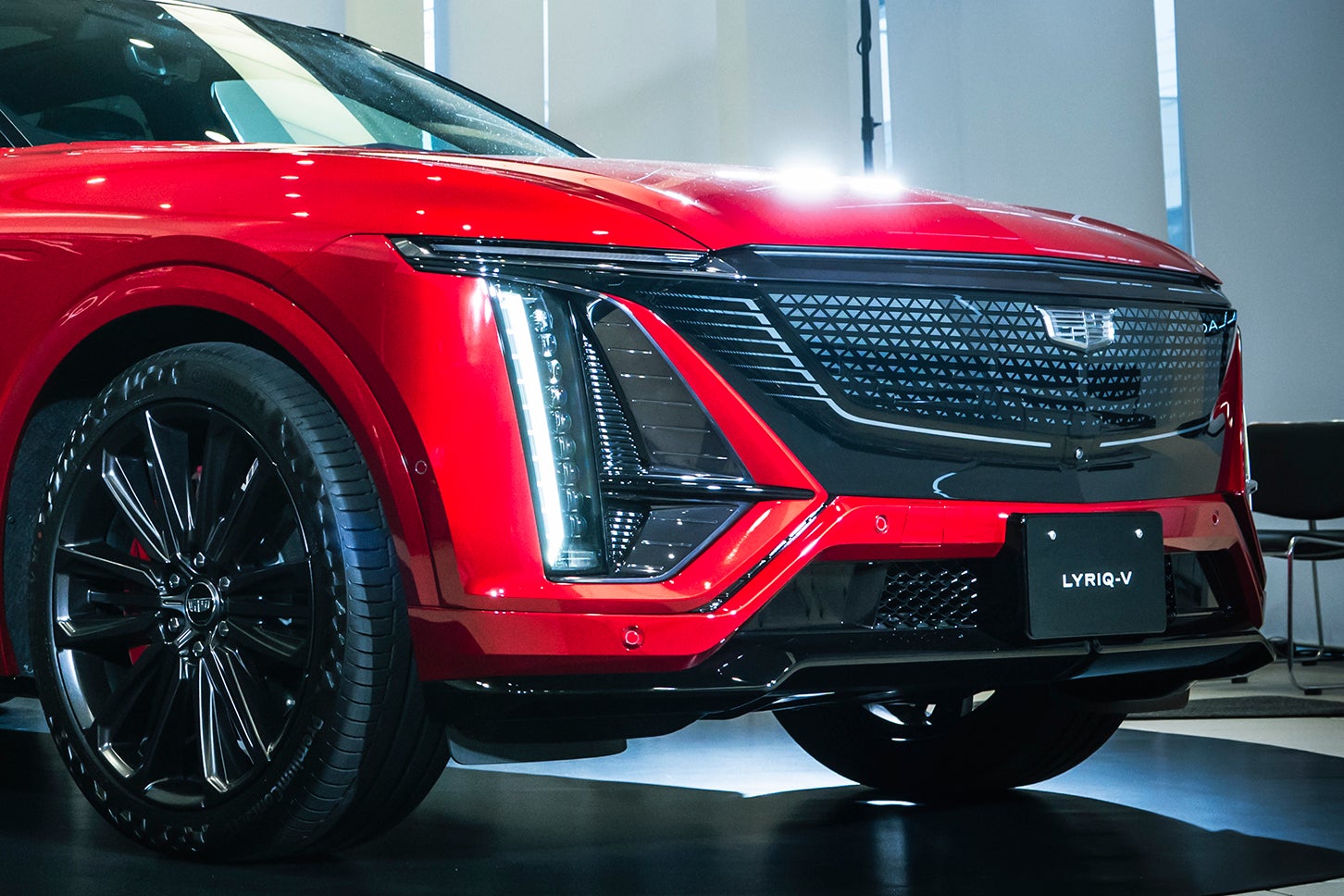 キャデラック・リリックV｜Cadillac Lyriq V