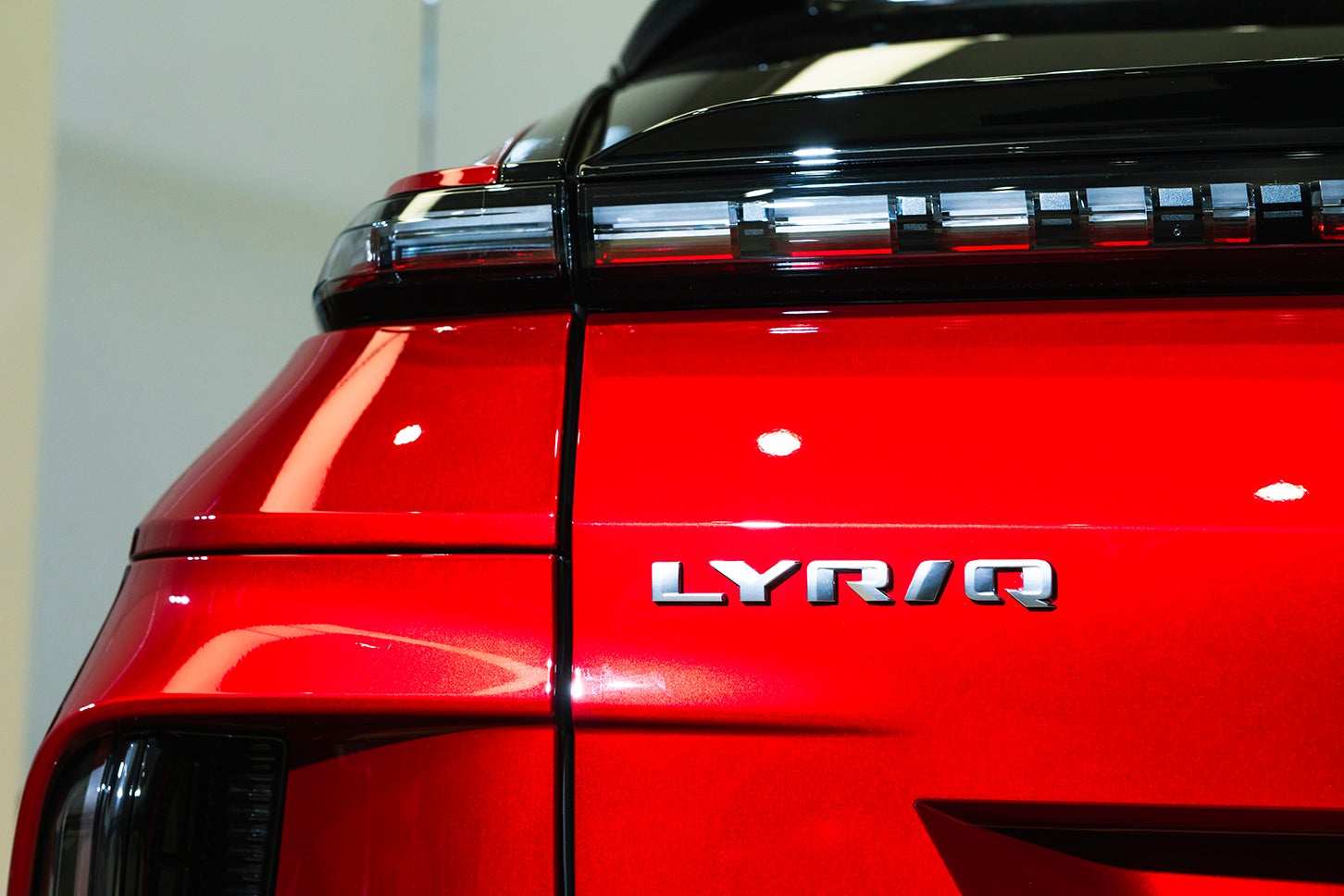 キャデラック・リリックV｜Cadillac Lyriq V