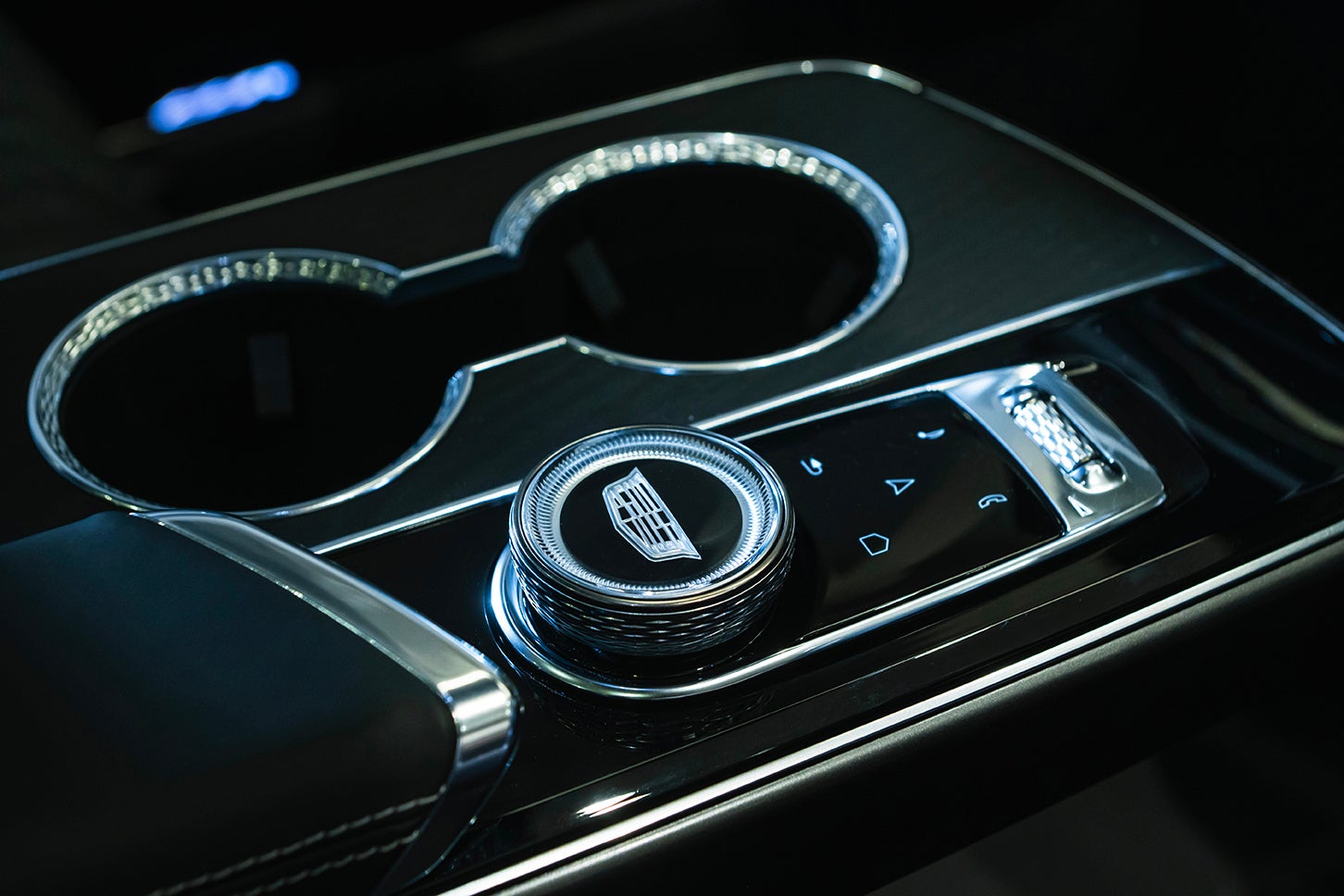 キャデラック・リリックV｜Cadillac Lyriq V