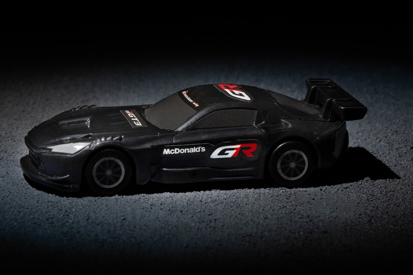 ハッピーセット「トミカ」第1弾にラインナップされている「GR GT3」