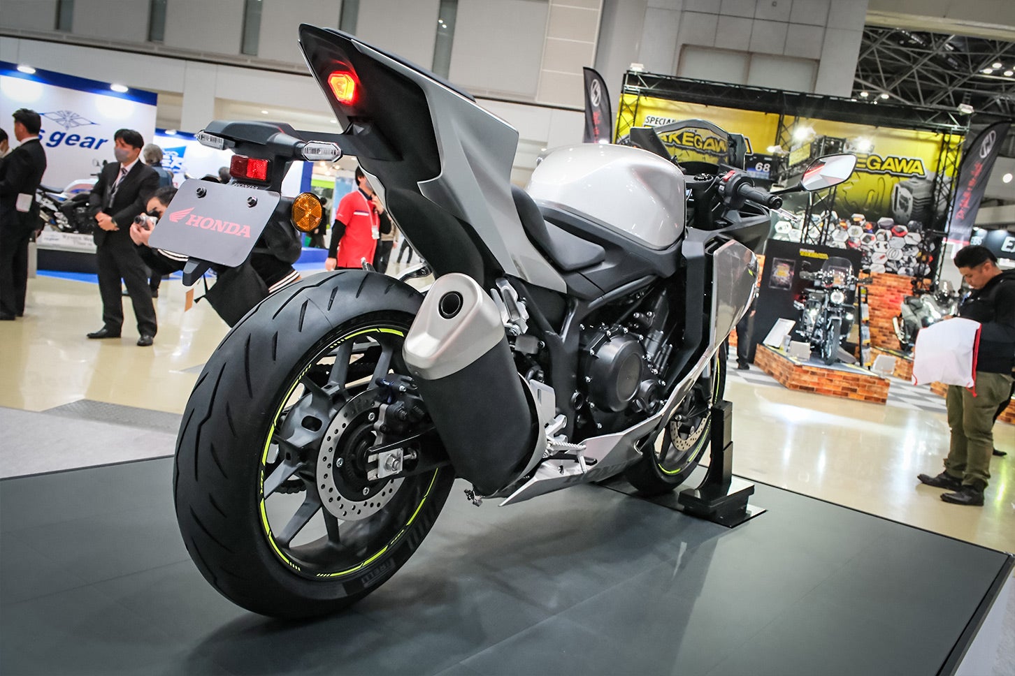 ホンダ CBR400Rフォア E-クラッチコンセプト｜Honda CBR400 FOUR E-Clutch Concept