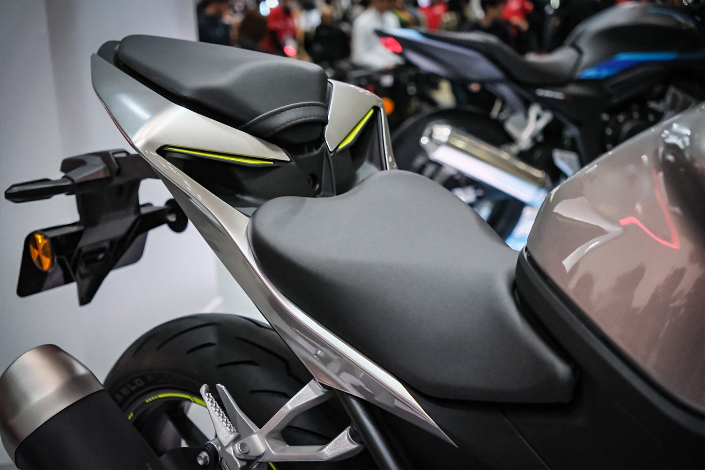 ホンダ CBR400Rフォア E-クラッチコンセプト｜Honda CBR400 FOUR E-Clutch Concept