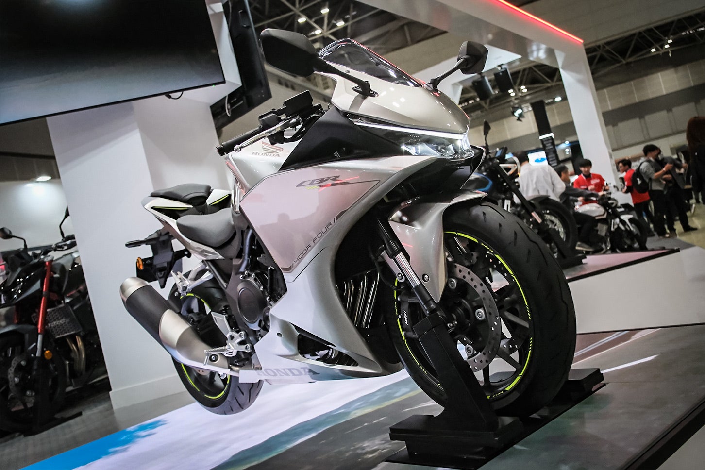 ホンダ CBR400Rフォア E-クラッチコンセプト｜Honda CBR400 FOUR E-Clutch Concept