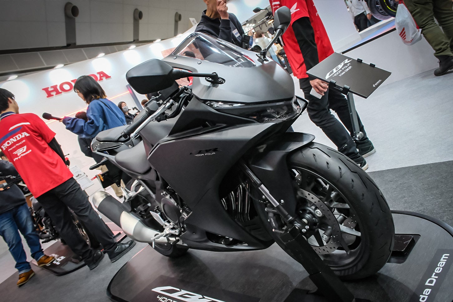 ホンダ CBR400Rフォア E-クラッチコンセプト｜Honda CBR400 FOUR E-Clutch Concept