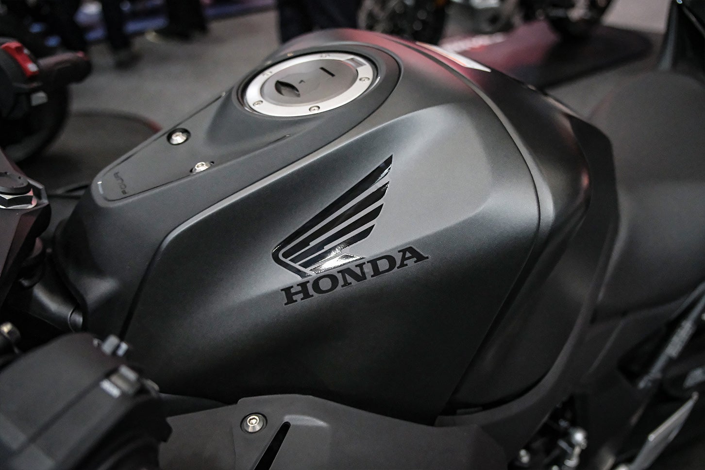 ホンダ CBR400Rフォア E-クラッチコンセプト｜Honda CBR400 FOUR E-Clutch Concept