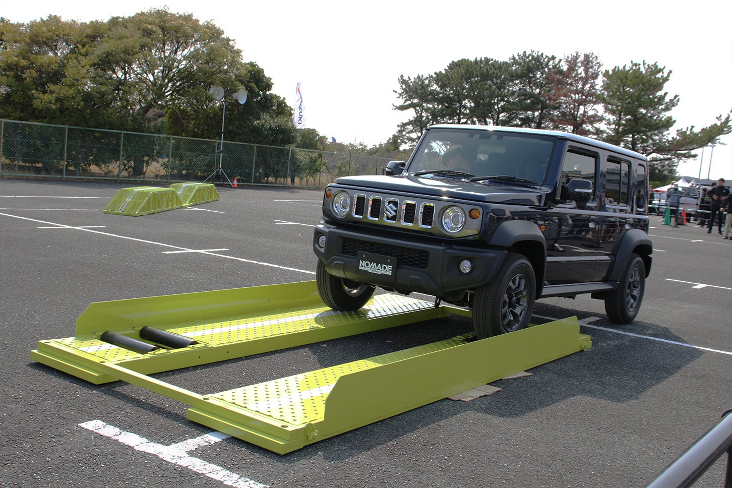 ジムニー ノマドによるオフロードを想定した走行体験会の様子