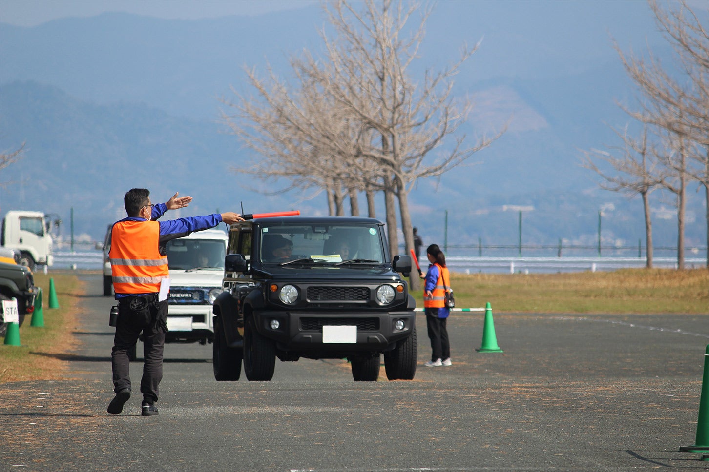 ジムニーデイの入場シーン