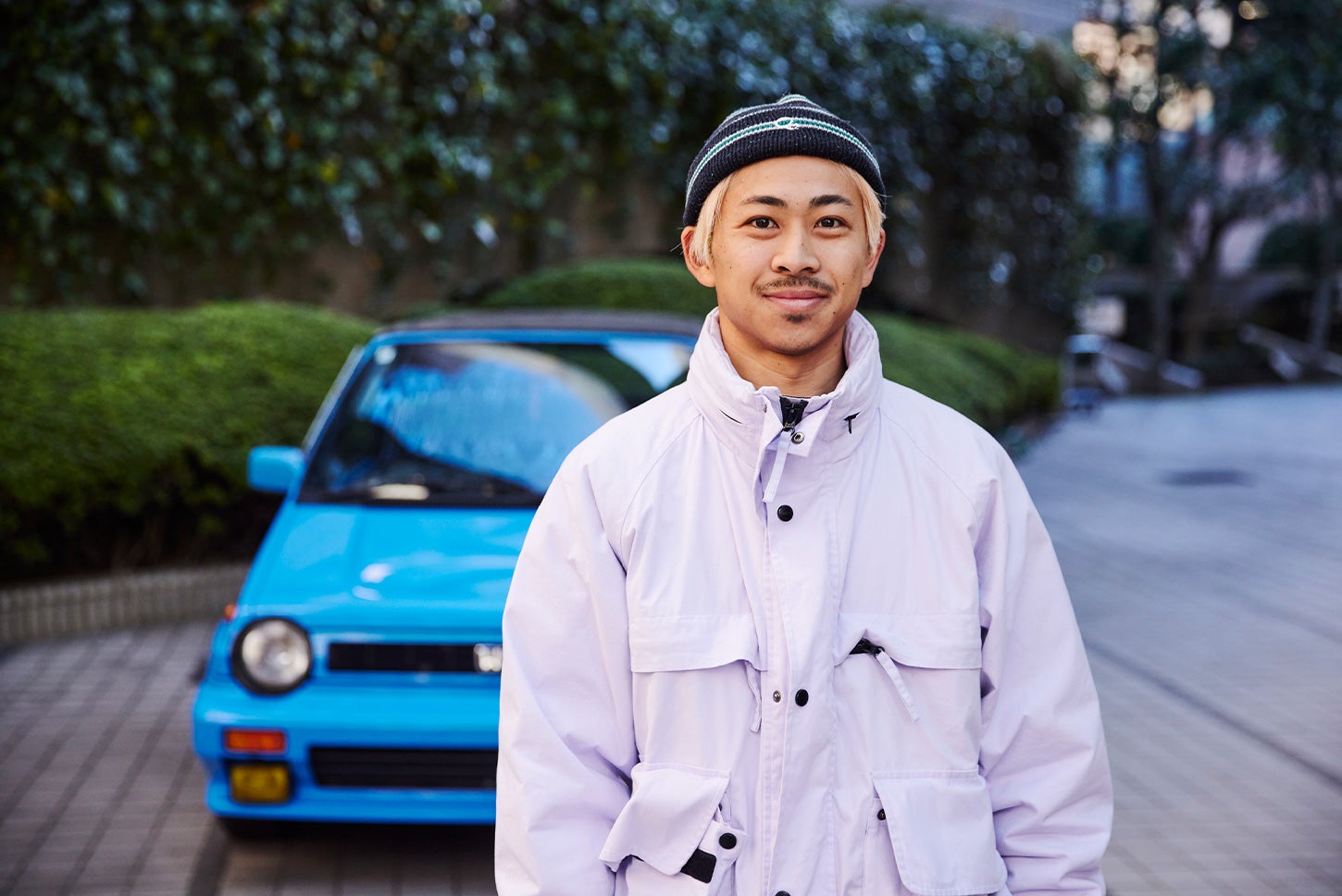 小野さんがお兄さんと一緒に運営する「ONO WHEEL」は、原宿にあるカスタム志向の自転車屋さんです。90年代のロードバイクをベースに、街乗り仕様へカスタム提案を行うショップで、オリジナル自転車やアパレル・グッズも扱っていますよ！