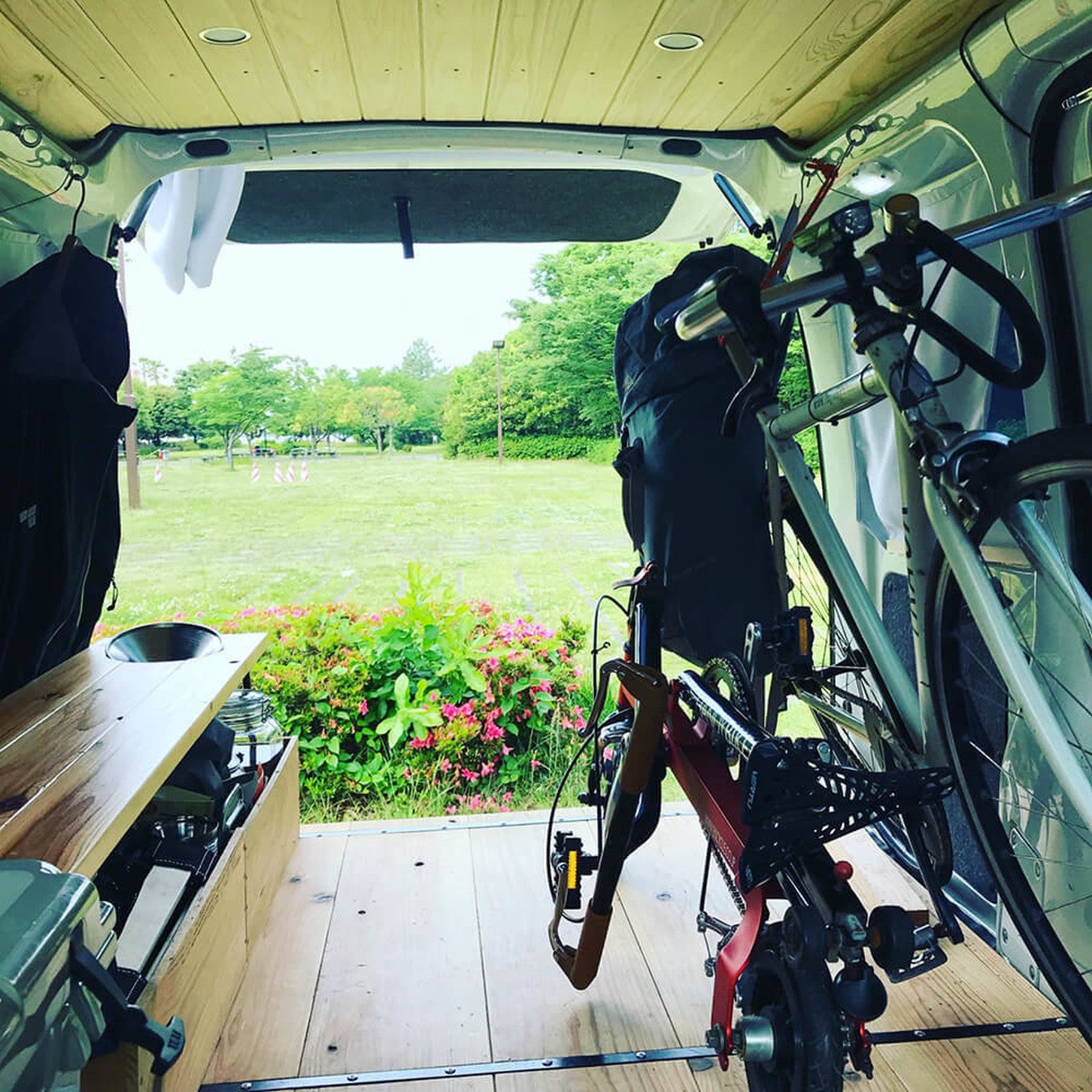 クルマの中からはこんな景色が。