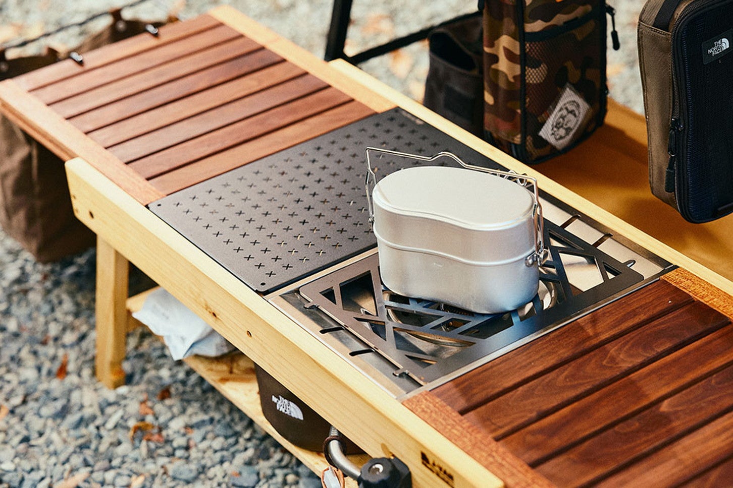 DIY1年で作ったスライドテーブル。鮎沢 純一さん（Honda N-VAN）