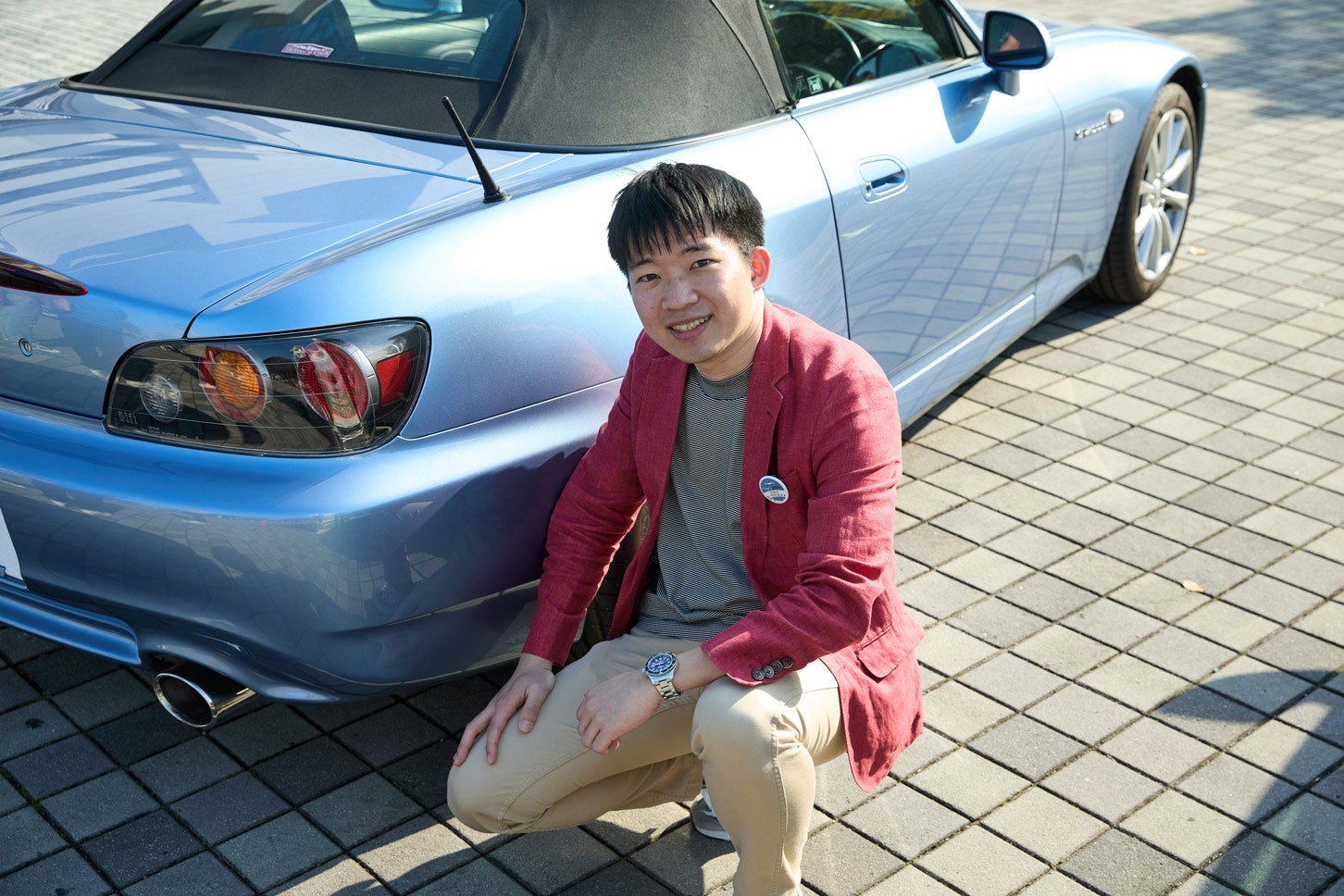 イベント主催者のひとりである甲野大輔さん。愛車はホンダ「S2000」です。