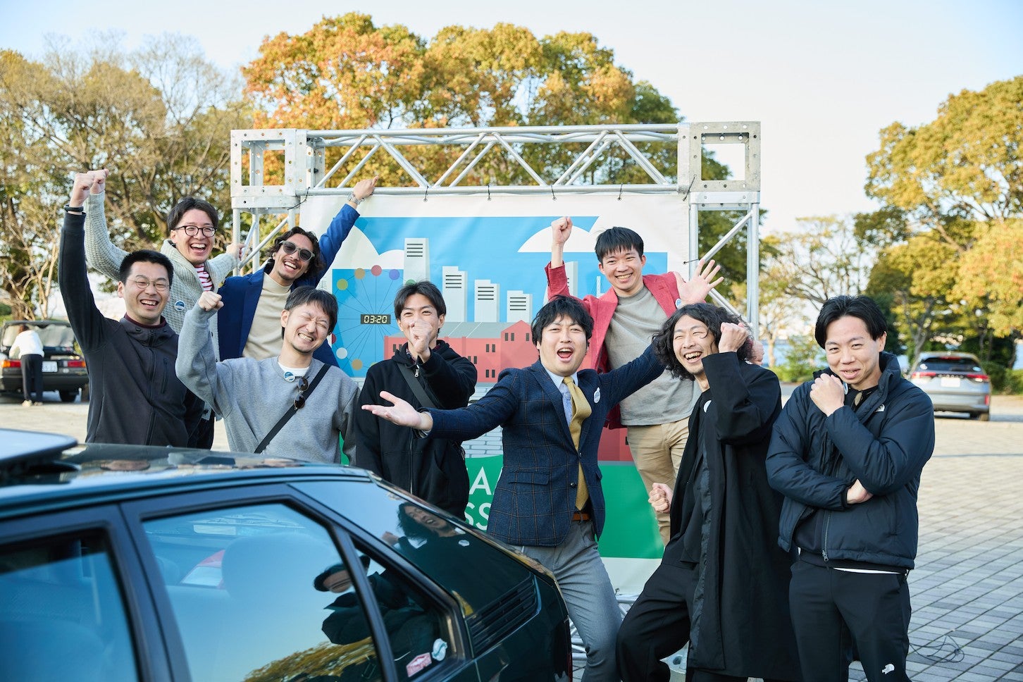 YOKOHAMA Car Sessionの参加資格ギリギリである35歳のオーナーさん達は、今回で卒業とのこと。これから先もステキなカーライフを送ってくださいね。