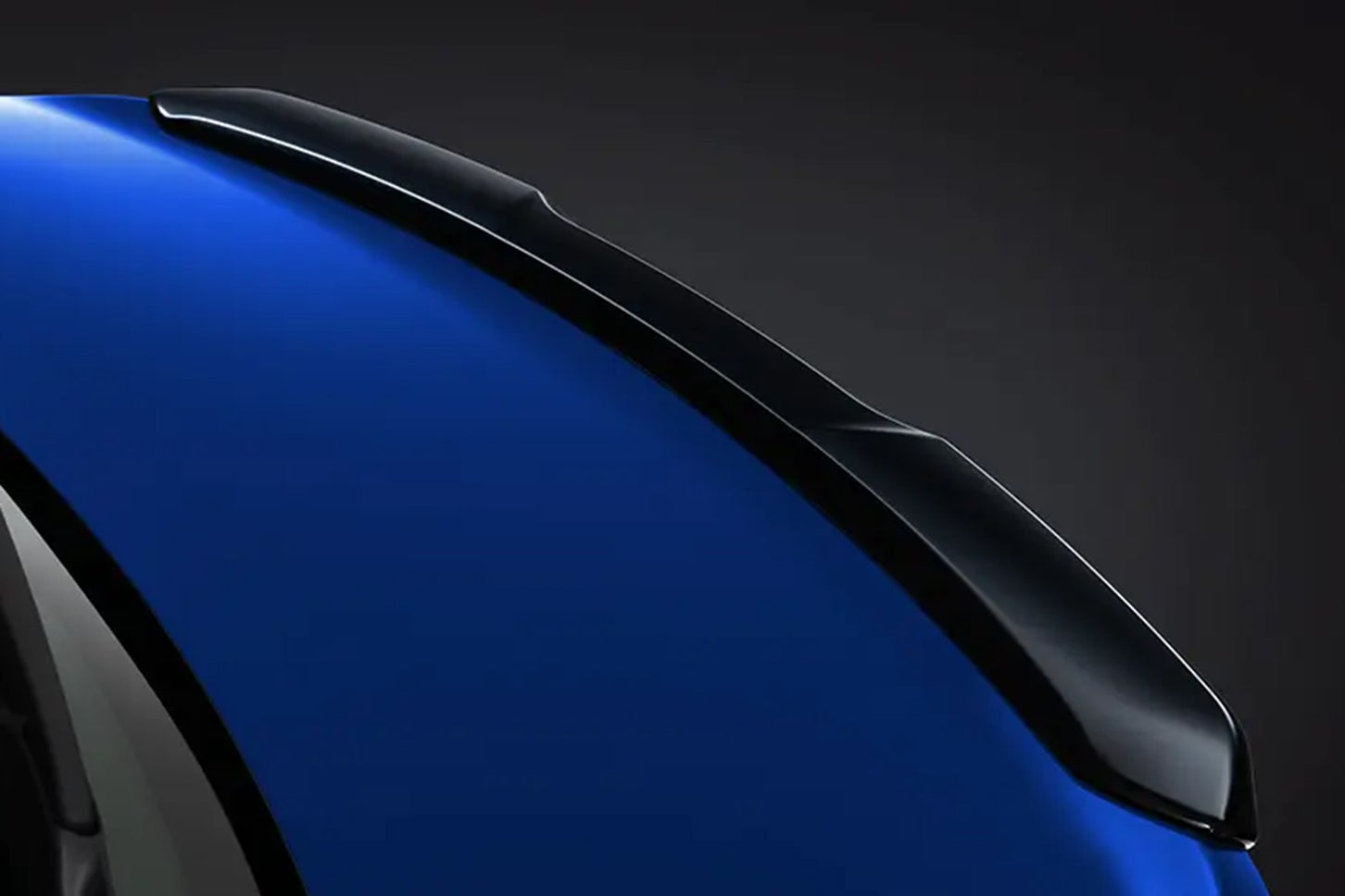 スバルWRX STIスポーツ♯｜小型トランクスポイラー（ブラック塗装）