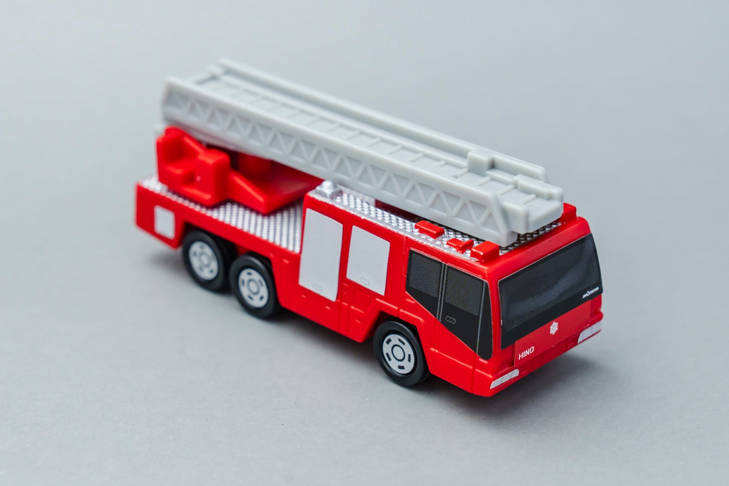 ハッピーセット「トミカ」日野はしご付消防車（モリタ・スーパージャイロラダー）