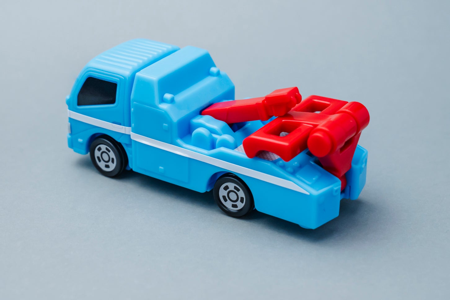ハッピーセット「トミカ」トヨタ ダイナ レッカー車