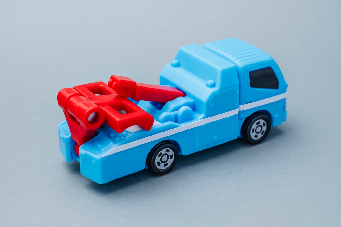 ハッピーセット「トミカ」トヨタ ダイナ レッカー車