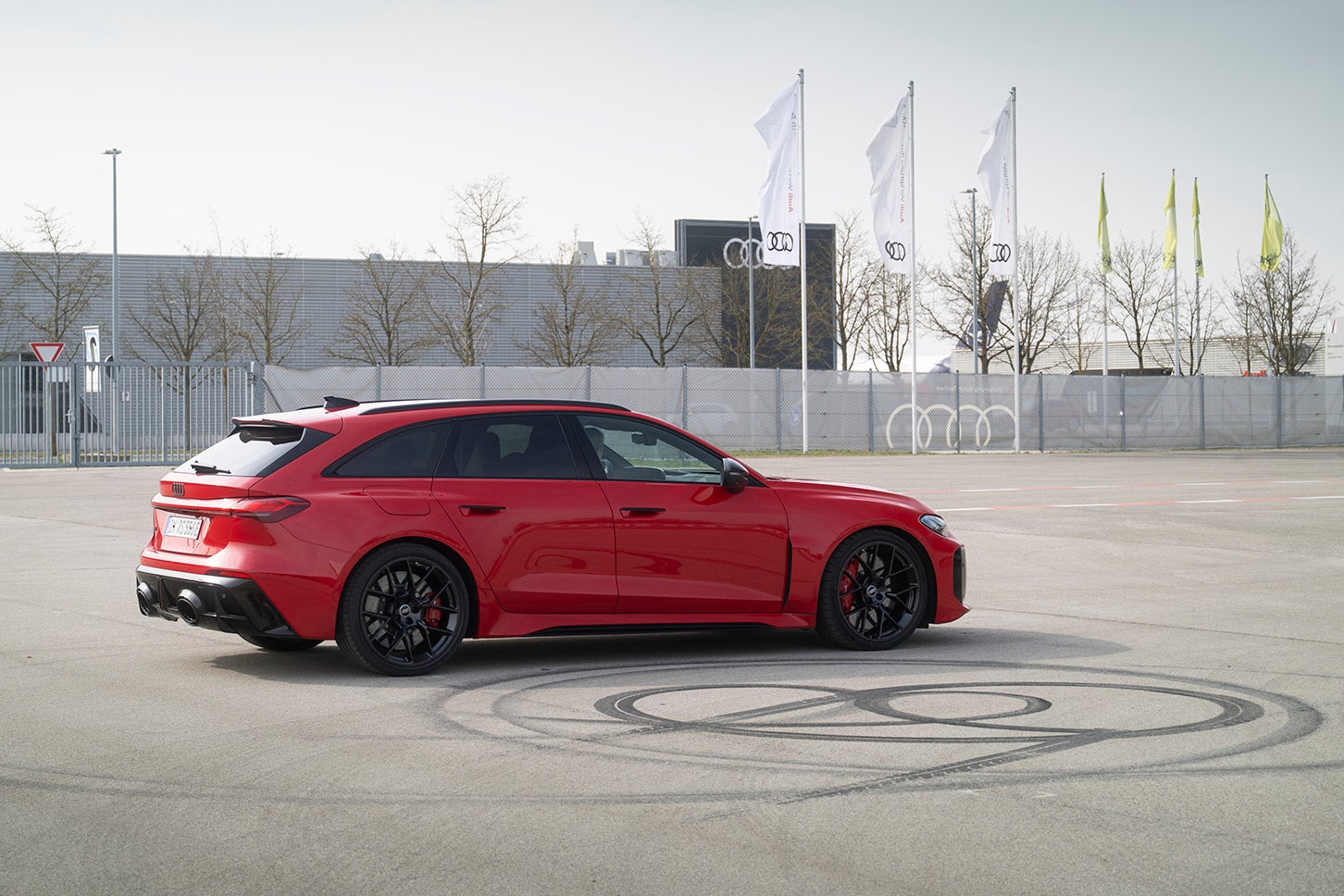 アウディRS 5アバント｜Audi RS 5 Avant