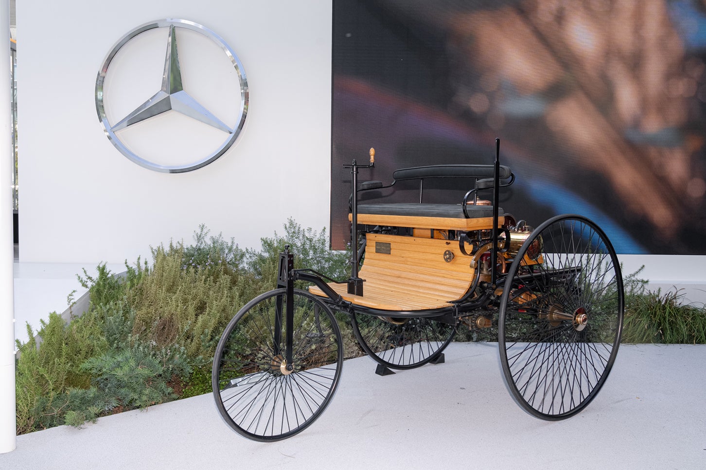 Mercedes-Benz Studio Tokyo｜メルセデス・ベンツの起源でもある「パテント・モトールヴァーゲン」