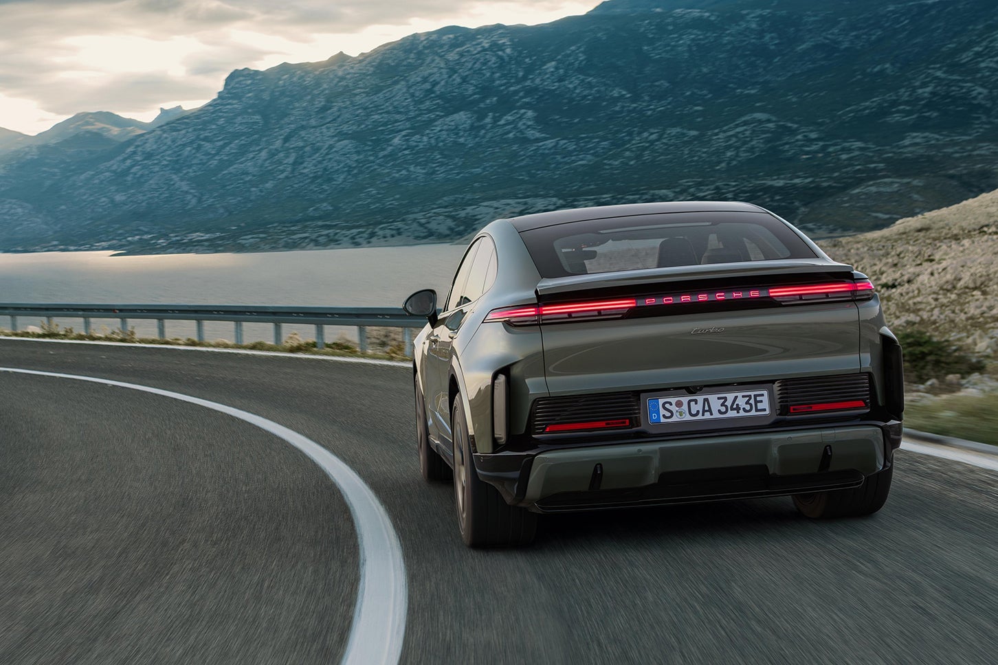 ポルシェ・カイエン・ターボ・クーペ・エレクトリック｜Porsche Cayenne Turbo Coupé Electric
