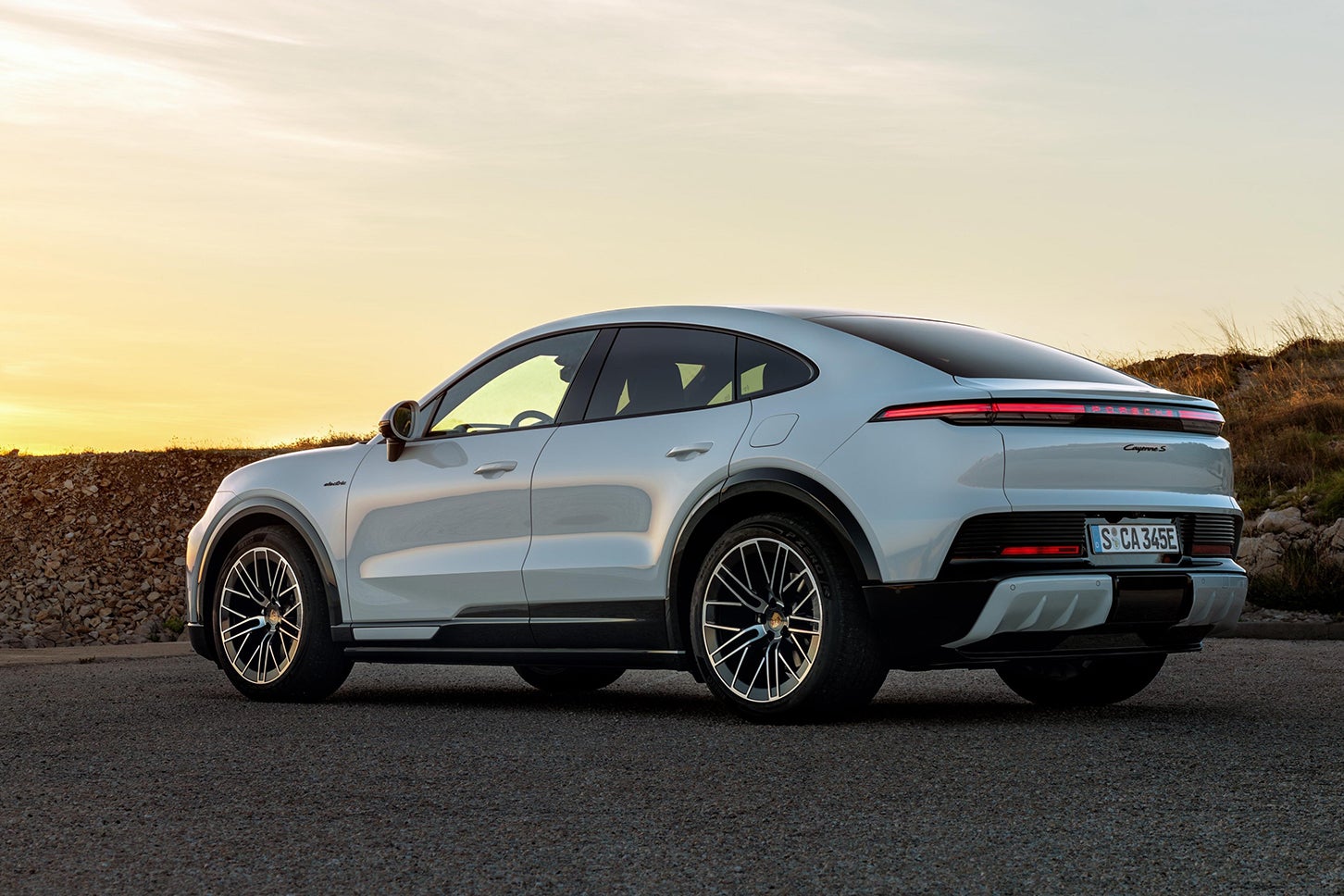 ポルシェ・カイエンSクーペ・エレクトリック｜Porsche Cayenne S Coupé Electric