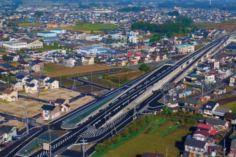 2016年に開通した平柳工区。「栃木西部都市連絡道路」の一環だ。