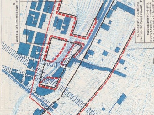 1991年の「地下都市計画策定調査報告書」での有楽町地区の地下開発計画。左下を抜ける青い点線が「都心新宿線」のルートだと思われる。