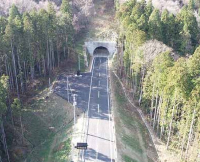 村田町と名取市を直結する県道岩沼蔵王線。狭隘な峠道に2019年、念願のトンネルが開通した