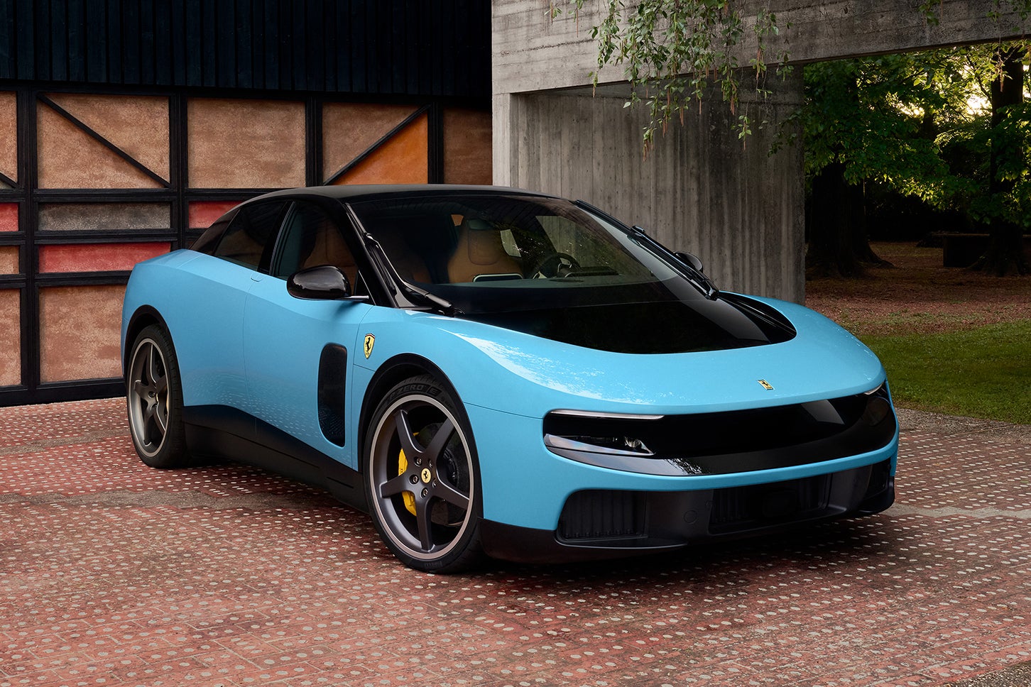フェラーリ・ルーチェ｜Ferrari Luce