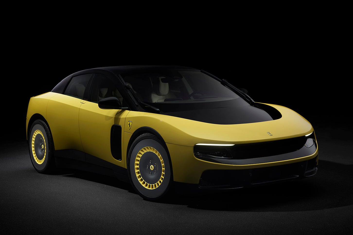 フェラーリ・ルーチェ｜Ferrari Luce
