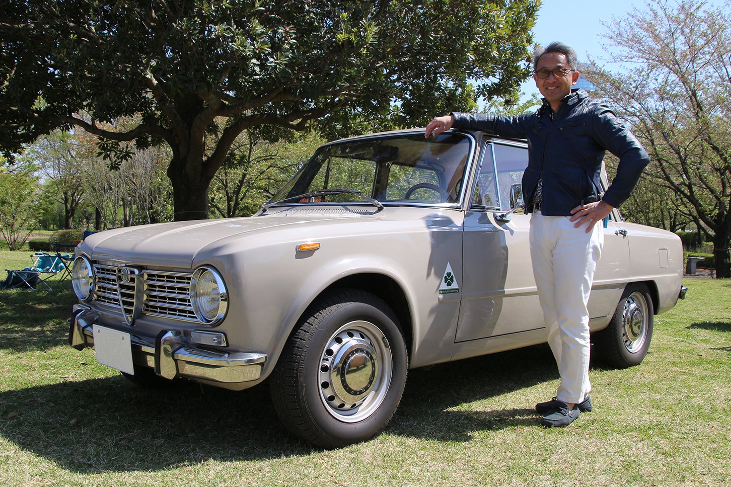 FMMを主催している鈴木丈生さんの愛車は1969年式のアルファロメオ・ジュリア1300TI。2009年から愛用している。