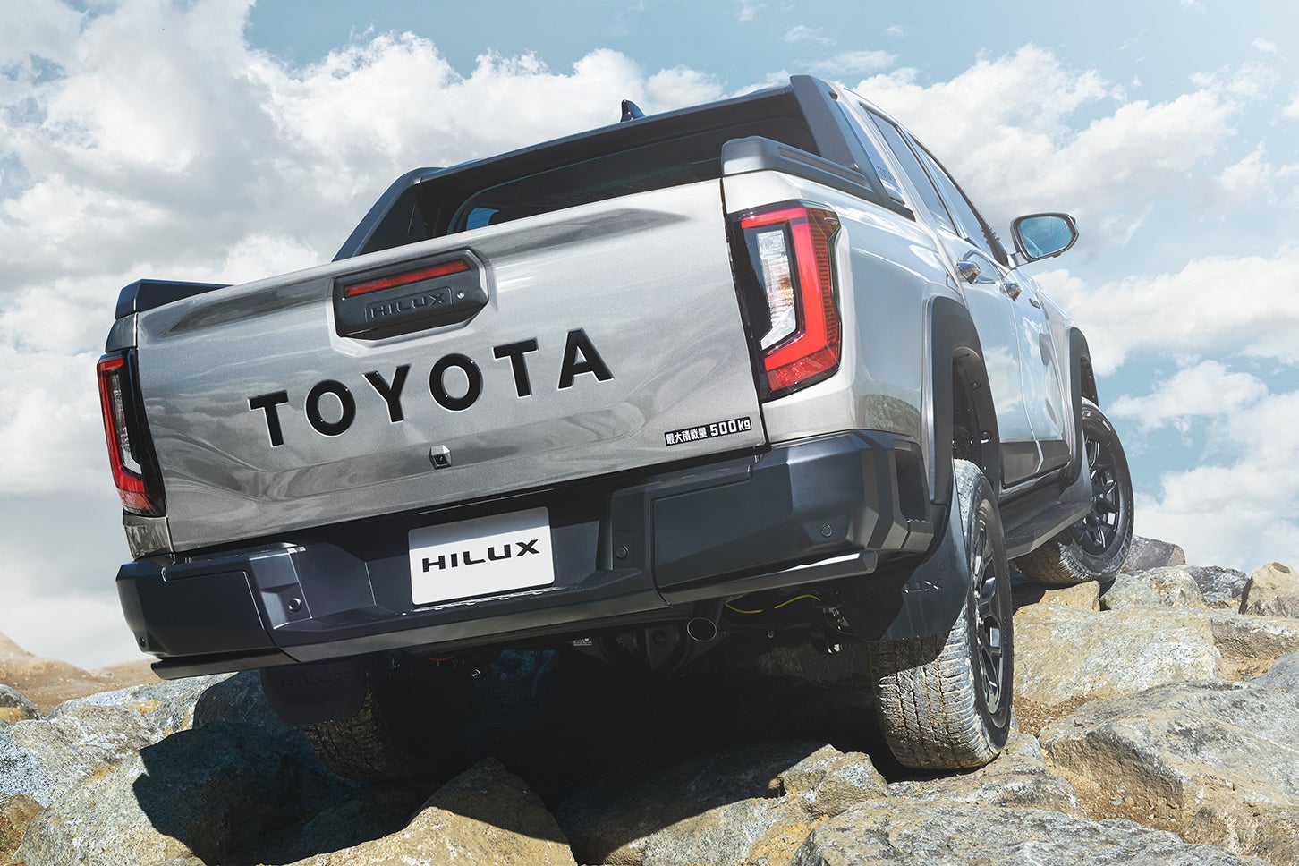 トヨタ・ハイラックスZ“アドベンチャー”｜Toyota Hilux Z“Adventure”