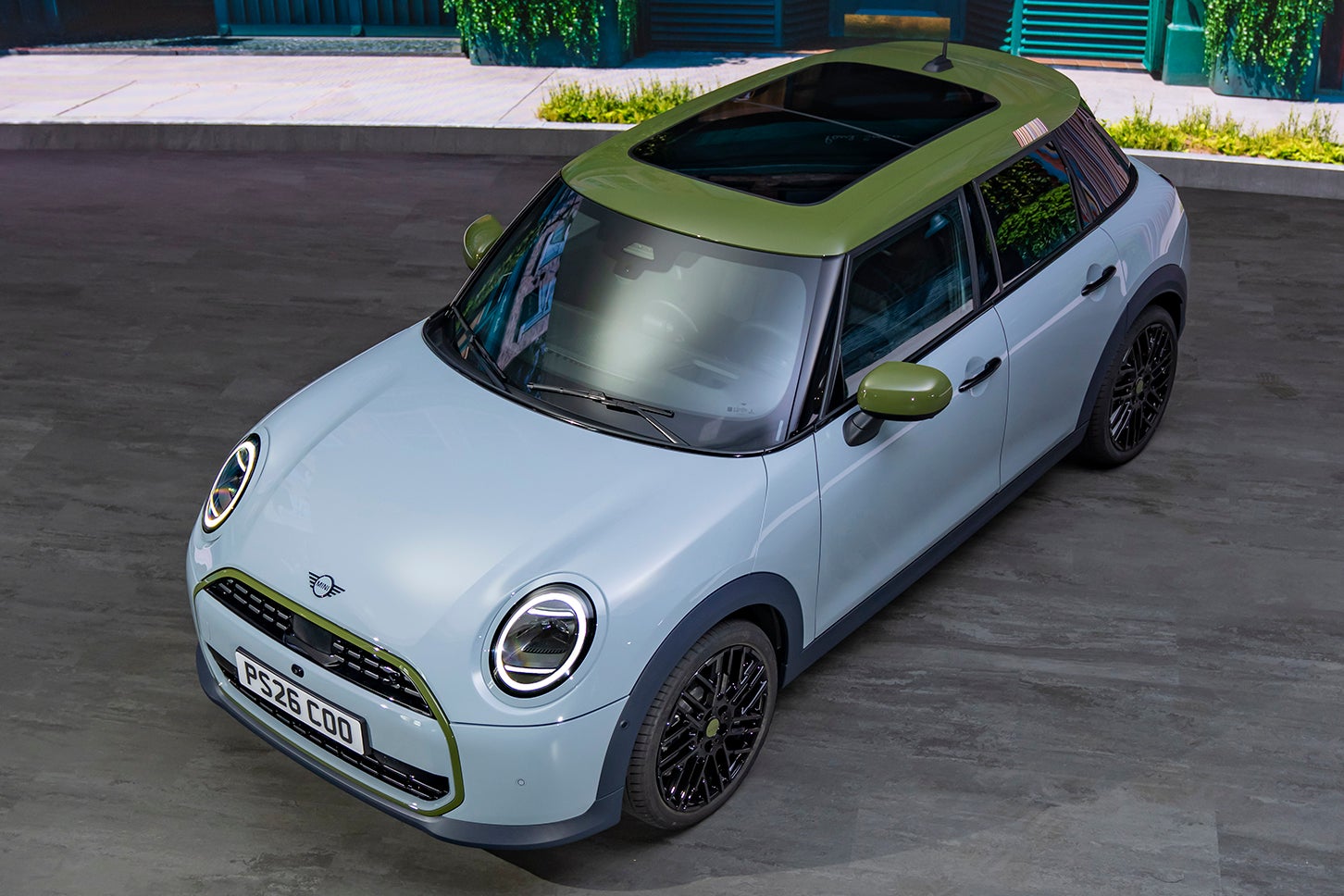 MINIクーパー5ドアSポール・スミス・エディション｜MINI Cooper 5-Door S Paul Smith Edition