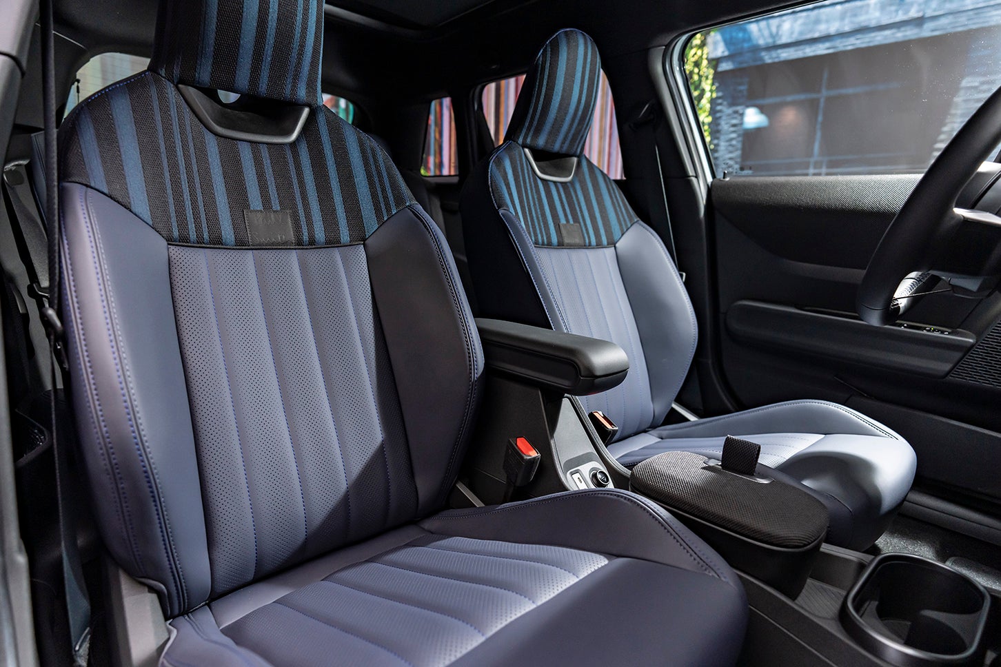 MINIクーパー5ドアSポール・スミス・エディション｜MINI Cooper 5-Door S Paul Smith Edition