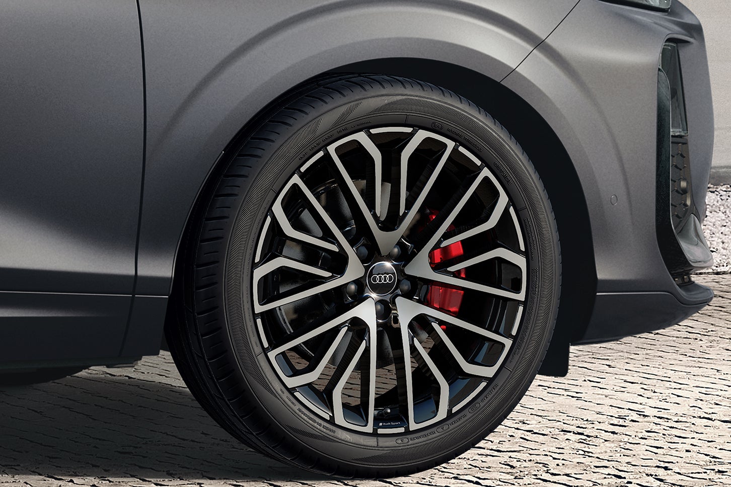 アウディQ3スポーツバック マットエディション｜Audi Q3 Sportback Matte Edition