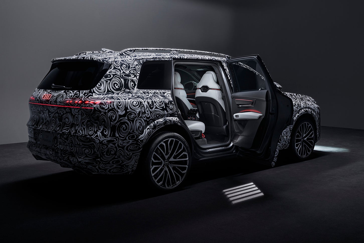 アウディQ9｜Audi Q9