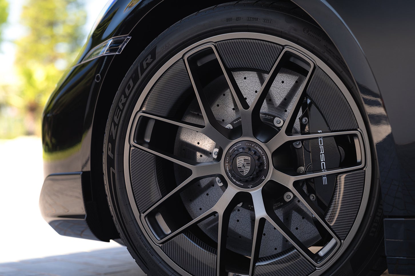 ポルシェ911ターボSカブリオレ（992.2型）｜Porsche 911 Turbo S Cabriolet (type 992.2)