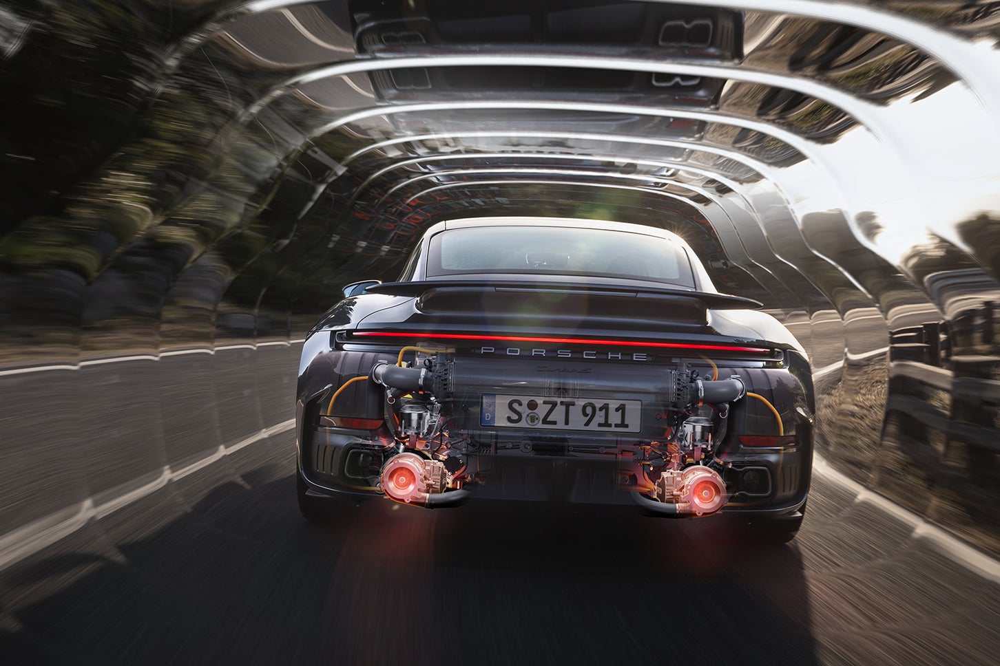 ポルシェ911ターボS（992.2型）｜Porsche 911 Turbo S (type 992.2)