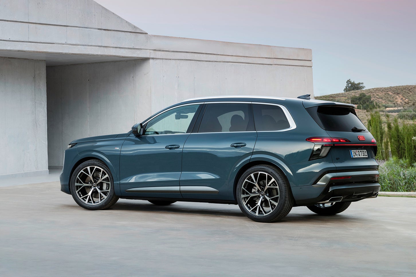 アウディQ7｜Audi Q7