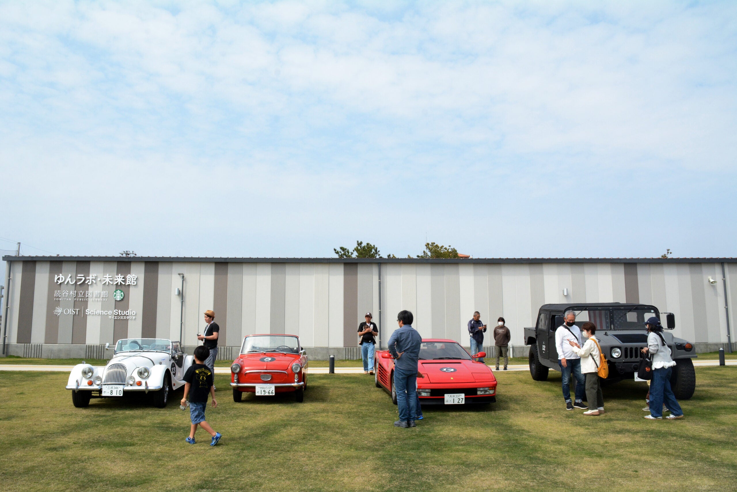 クラシックな愛車とともに、沖縄を島巡りするクラシックカーラリーに密着【ジーロ・デッリゾラ沖縄｜Giro dell’Isola OKINAWA 2026】