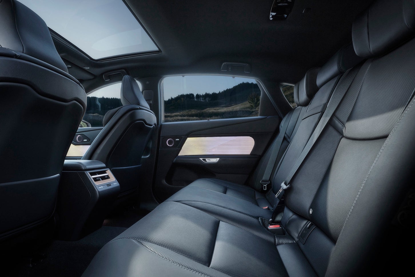 レクサスES｜Lexus ES