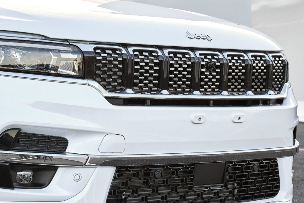 20260618-jeep-commander-