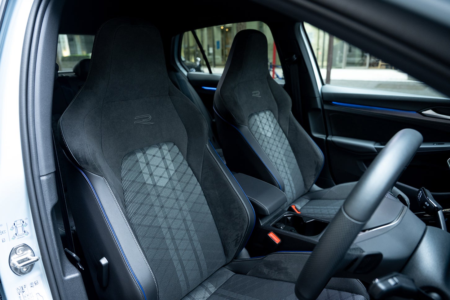 300万円台から楽しめる偉大なる世界の実用車、フォルクスワーゲン・ゴルフ──令和のベーシックカーを探せ！