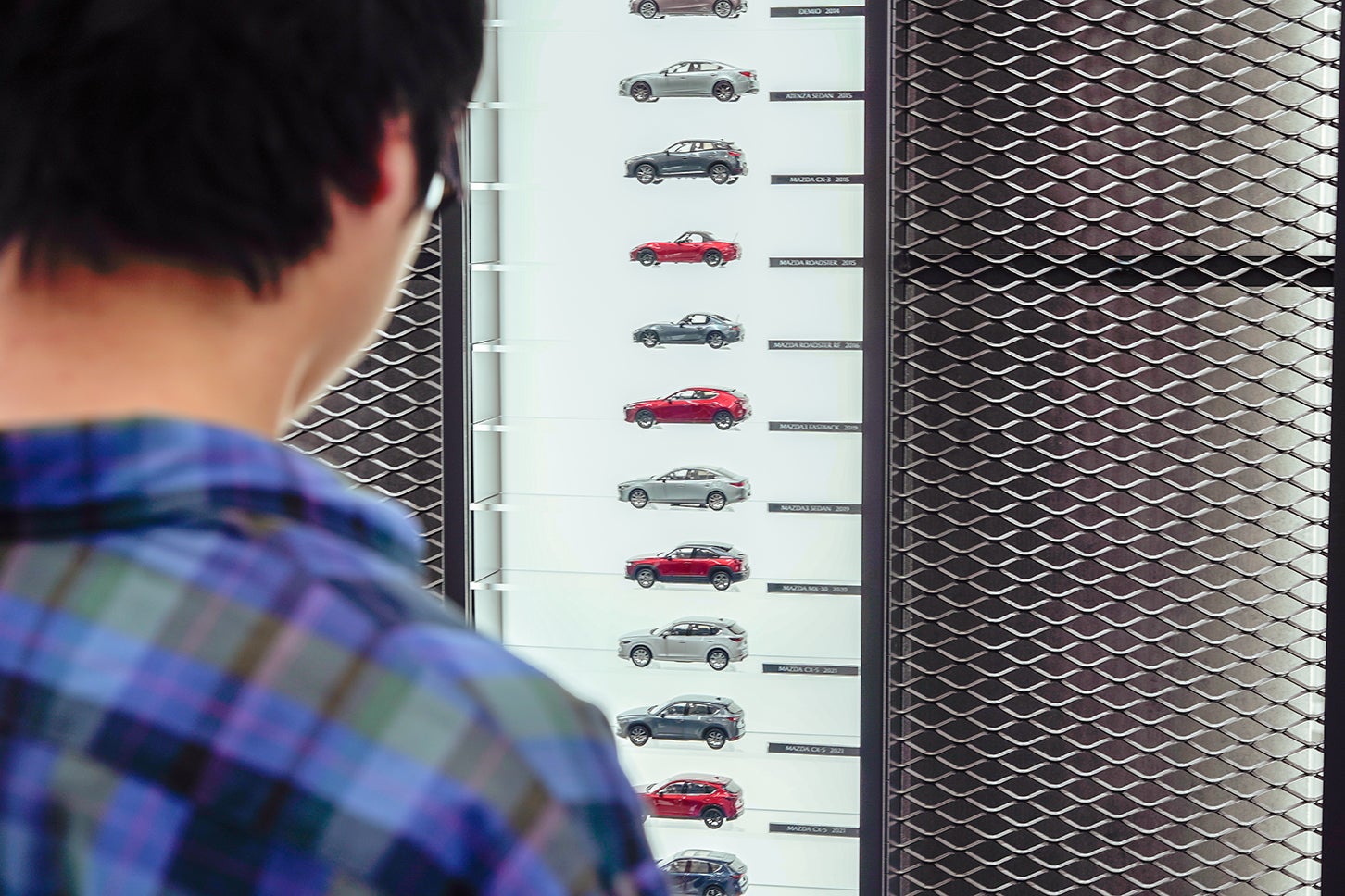 今度、マツダのカフェへ行こう！ 表参道の「MAZDA TRANS AOYAMA」で、ちょっとひと息。──連載｜CCGとクルマでどうする？＜第13回＞