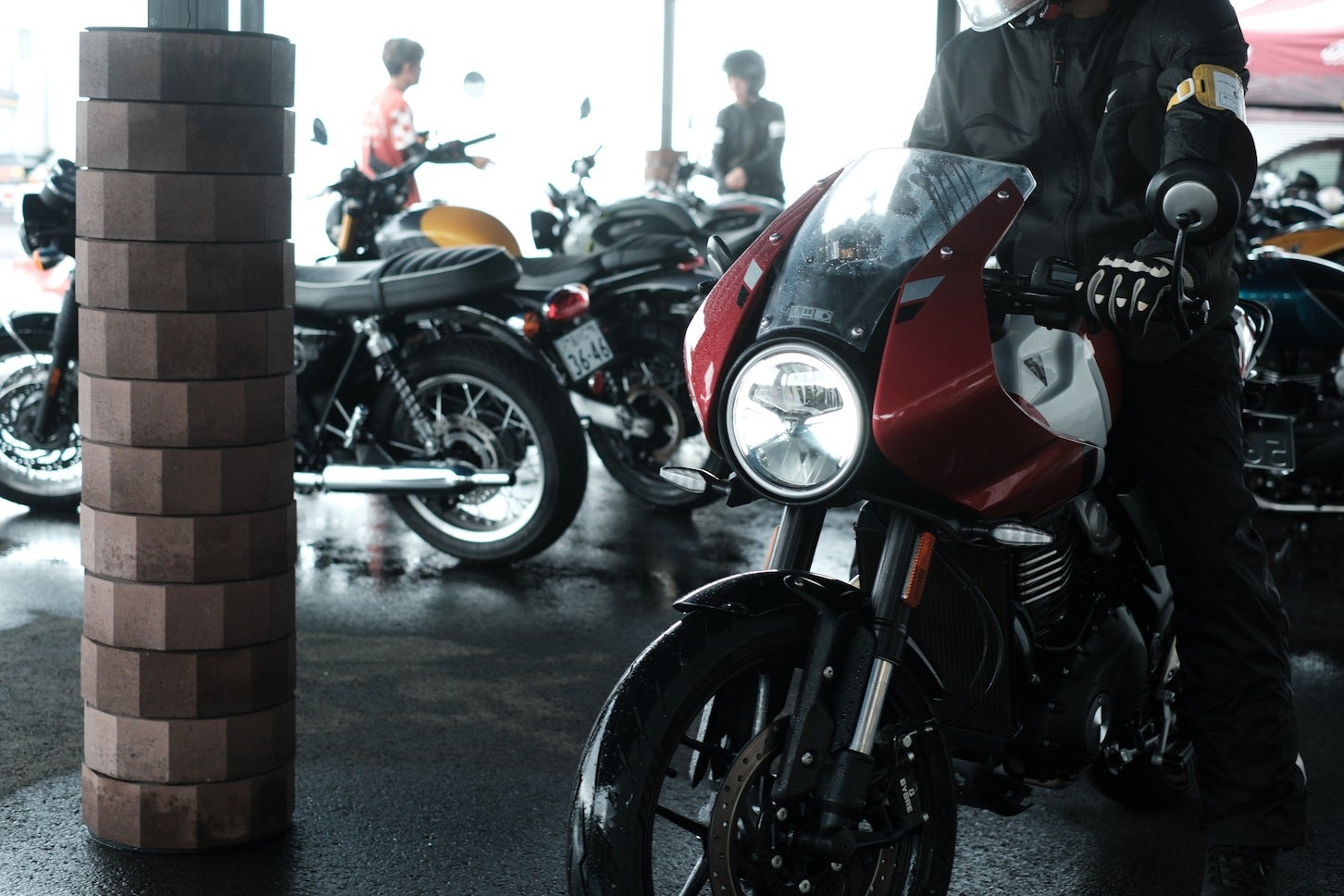 トライアンフ スラクストン400｜Triumph Thruxton 400