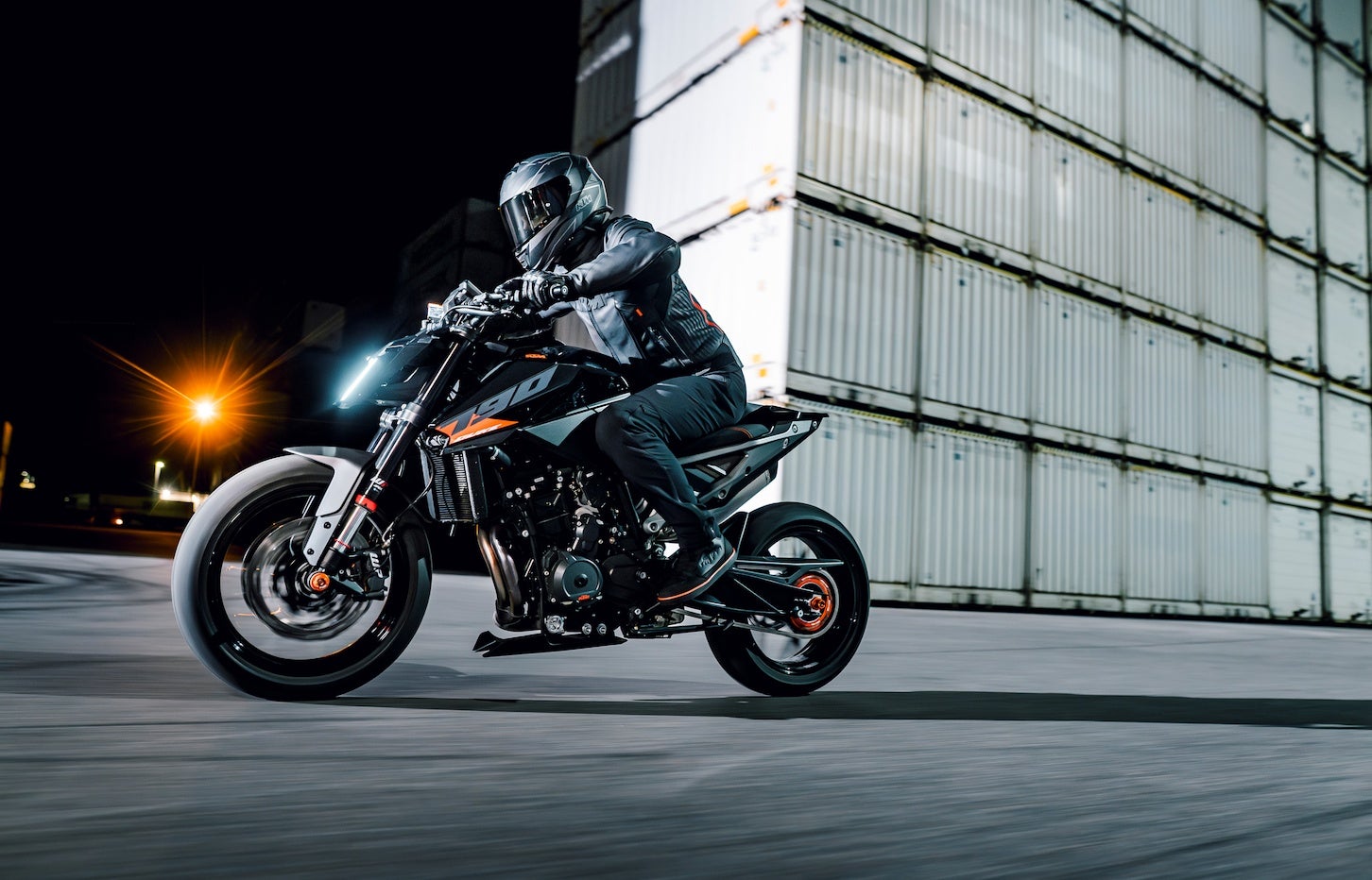 ケーティーエム 790デューク｜KTM 790 DUKE
