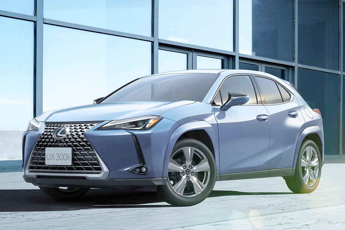 レクサスUX300h“シャイニングエッセンス”｜Lexus UX300h“Shining Essence”