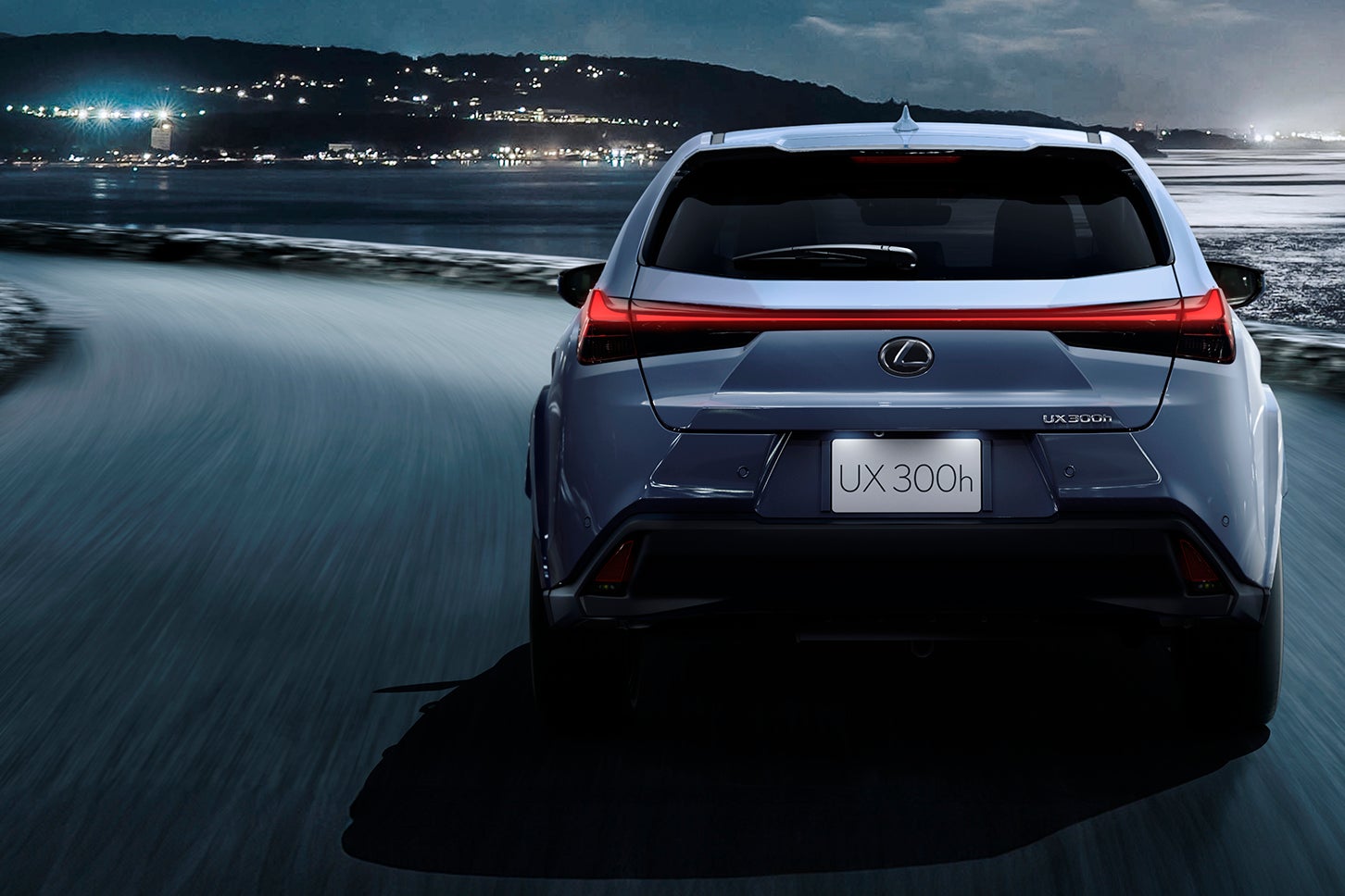 レクサスUX300h“シャイニングエッセンス”｜Lexus UX300h“Shining Essence”