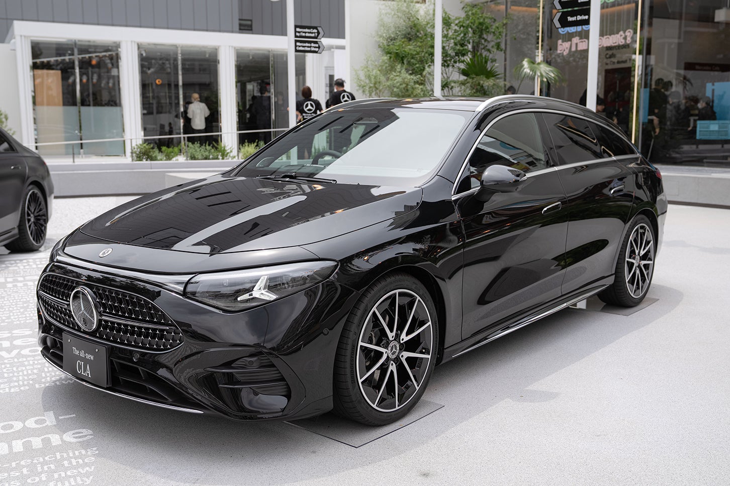 Mercedes-Benz STUDIO TOKYO