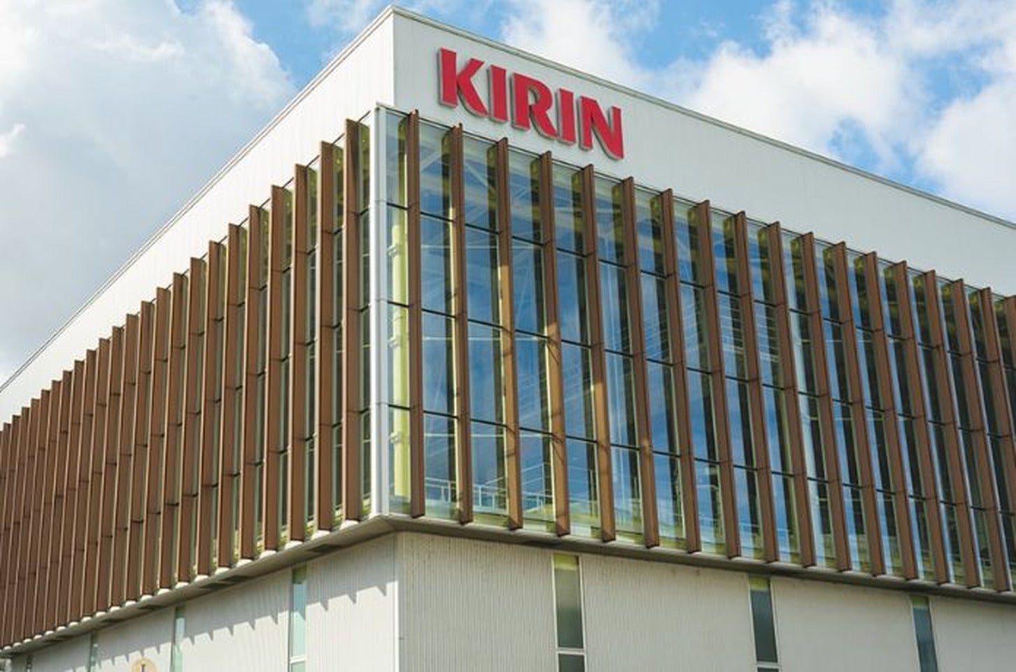 キリンビバレッジ 滋賀工場｜午後の紅茶ツアー